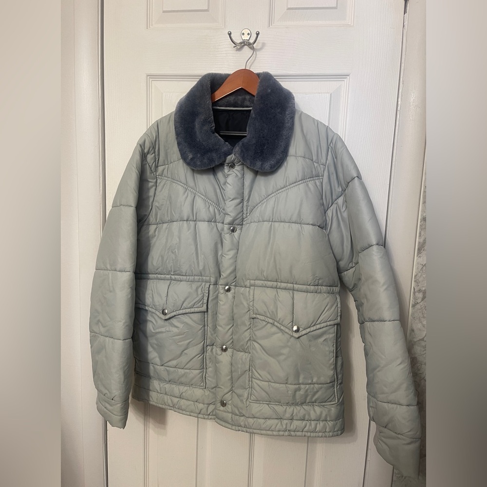 Vintage Walls Blizzard Pruf Puffer Jacket Gray Made In TX USA Men’s Sz Medium?